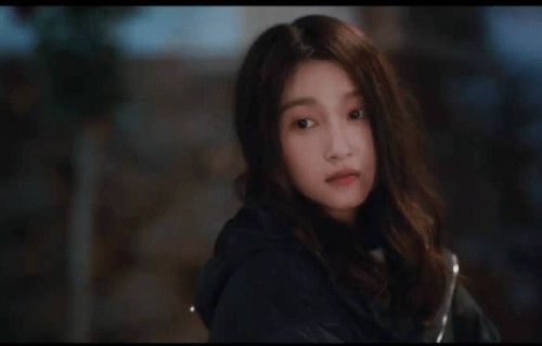 转身落泪名场面！关晓彤哭戏进化史惊艳全网