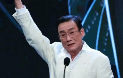 封神!68 岁梁家辉五封金像奖影帝，哽咽谢妻，女方曾闯黑帮救他