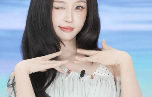 虞书欣现身ubras品牌直播|截图|状态