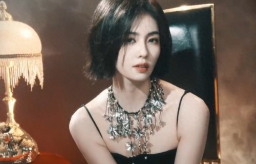 撕掉甜妹标签!白鹿新剧短发引两极热议，这才是演员该有的突破_牛牛侃娱