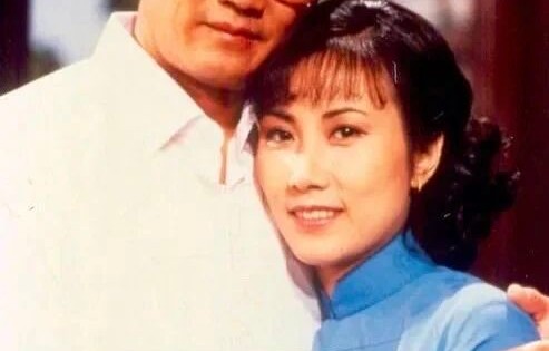 汪明荃和谢婷婷的关系怎么样？|谢贤|万水千山总是情|谢霆锋|千王之王|狄波拉