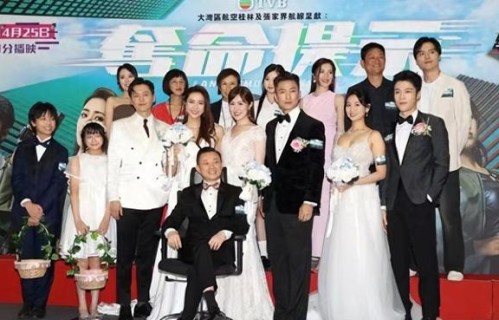 张振朗自曝婚恋观，称\"结婚不办婚礼\"，买大房子与家人同住引热议