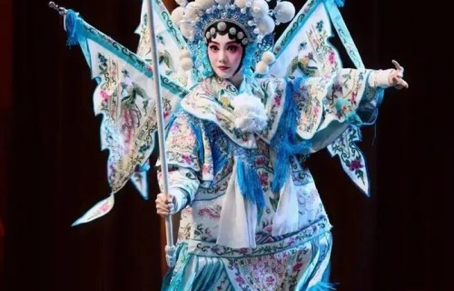 刘浩存穆桂英扮相,戳穿戏曲影视的行业真相|眉眼|适配|审美|滤镜|小白花