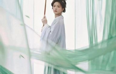 王安宇在《一念江南》中饰演什么角色？
