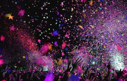 张若昀评论区成全民解压神器？网友：笑着笑着就哭了