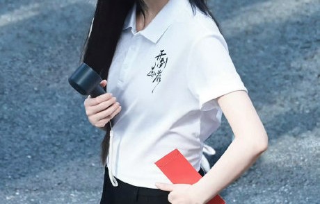 白鹿新剧《开到荼蘼》是传统现偶吗？