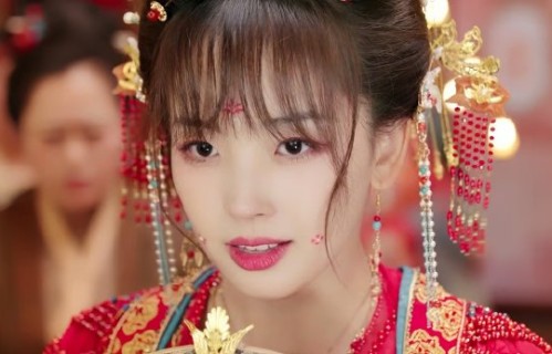 王冰冰《灼灼不倾城》首演胖妆双面人，颠覆审美观