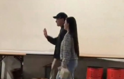 李晓峰在分手后的事业和生活现状是怎样的？|刘恺威|收入|网络攻击|恋情|前女友