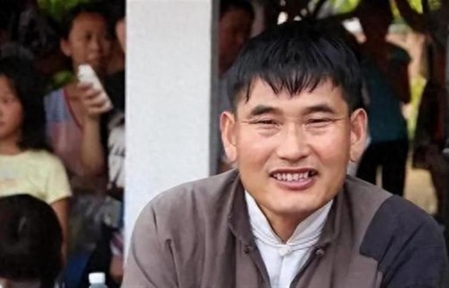 朱之文早年采访内容曝光，透露不离婚原因，妻子是二婚还有个孩子