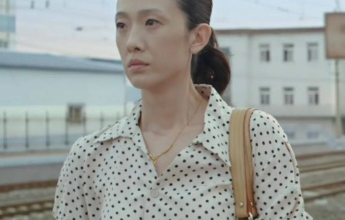 47岁倪景阳近况曝光！嫁给演员谢晖生一子，如今婚姻幸福被宠成公主