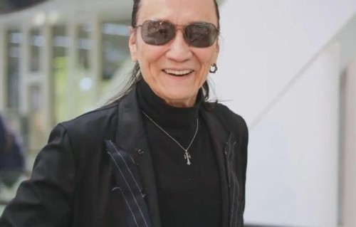 谢贤：不用哭，我会觉得不够潇洒