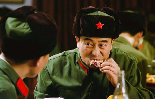 张嘉益一碗饭吃哭全网！年轻演员的'偶像包袱'该放下了