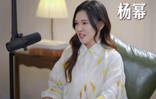 谢依霖家里2个孩子6个人带，谈长辈“宠溺”：任性一下怎么了