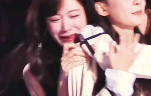 森碟复刻叶一茜浪姐舞台，清唱《亲亲》惊艳网友！|江语晨|田雨橙|田亮|母亲|童年