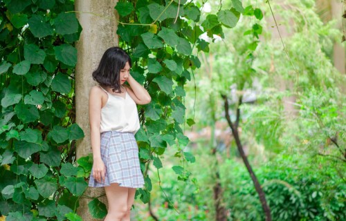 杨紫琼、刘昊然领衔,电影《魔方小姐》定档7月3日,重塑人生的奇幻之旅