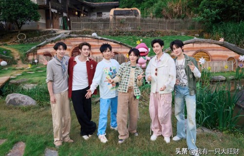 《密室大逃脱8》周笔畅带着五个挂件爆笑开局，胆小鬼F4原地出道