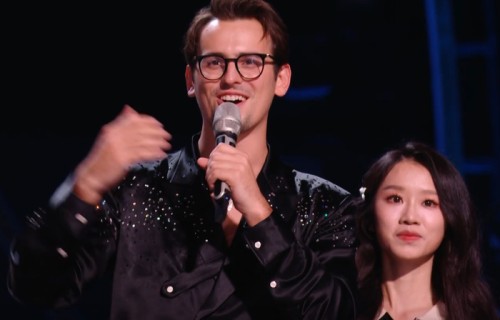 斯纳吉被淘汰,那英直言不喜欢他之前唱的歌,何炅:可以不用说的