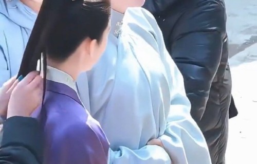 王楚然刘令姿CP名为什么叫天王老姿？