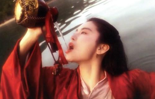 人间绝色林青霞，老公邢李原却是二婚龅牙，除了有钱还有啥魅力？