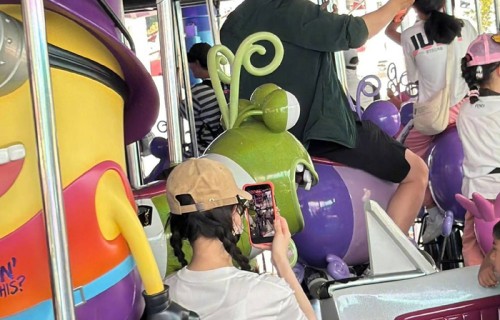 唐嫣最新露脸！景德镇参加活动压轴出场，与孟子义同框合影站c位