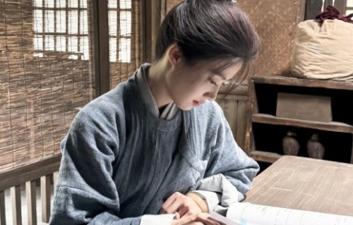 卢昱晓千字长文告别南衣，144天演绎生涯最滚烫连结