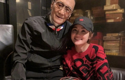 阿Sa那句“我最敬爱的四哥”，比任何奖杯都沉。_林间闲适纳凉的过客