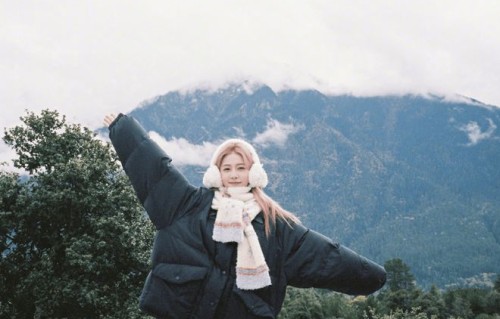 白鹿旅行照的3个治愈密码：她怎么活得这么“不费力”？