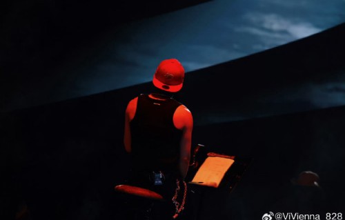 鹭卓发文不忘来时路具体内容是什么？
