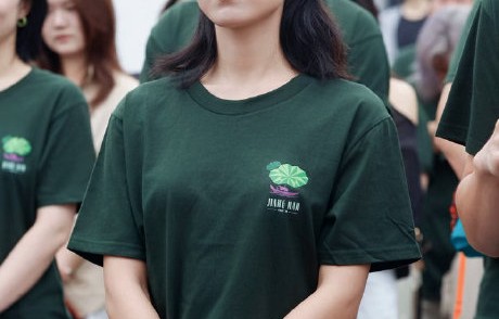 赵今麦手臂线条刷屏！练出健康力量美