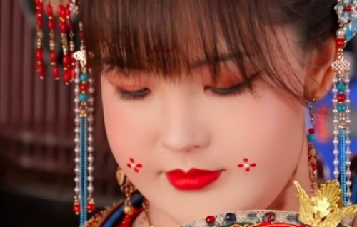 王冰冰饰演的方灼灼人设有什么特别之处？