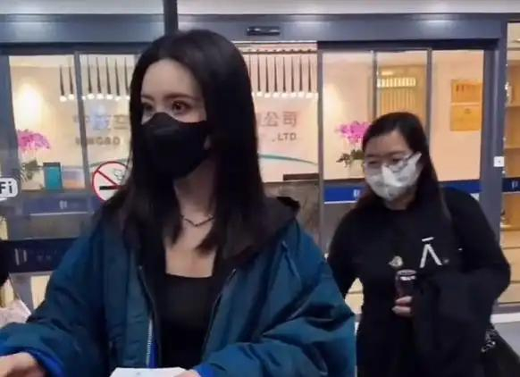 图三