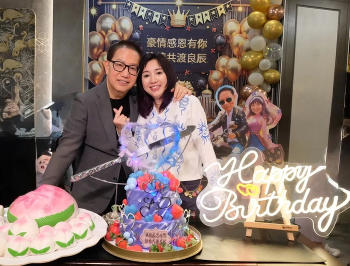 家豪哥前晚70岁生日，小青姐特别邀请52位好友出席「豪情感恩有您答谢宴」。