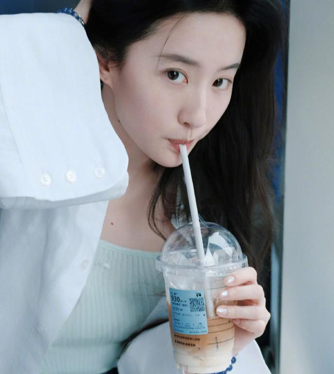 打开网易新闻 查看精彩图片