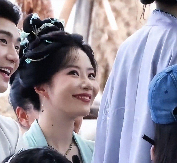打开网易新闻 查看精彩图片